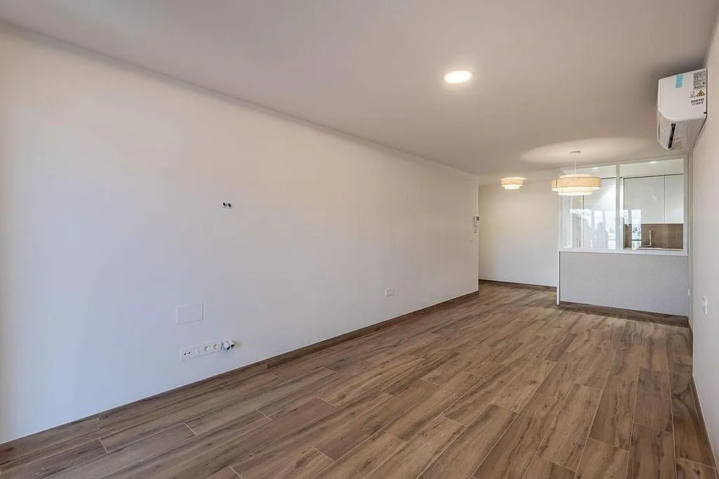 Esik - Modern Flat with Views in Zaidín, Granada