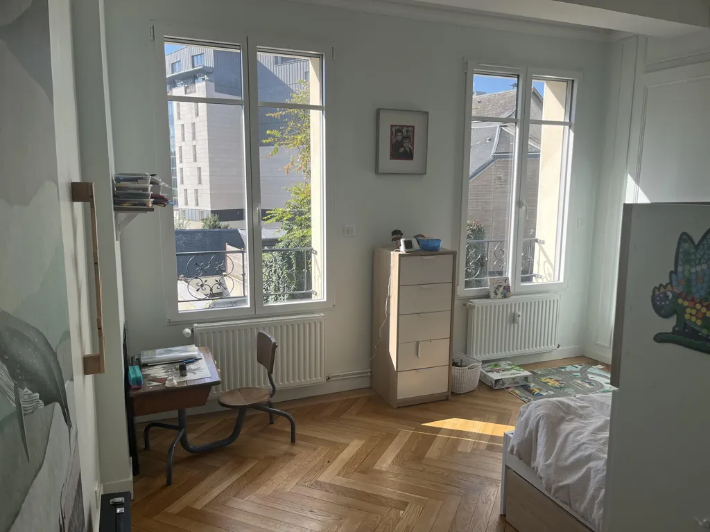 Magamistoad - T5 Apartment with Parking near Boulevard des Belges