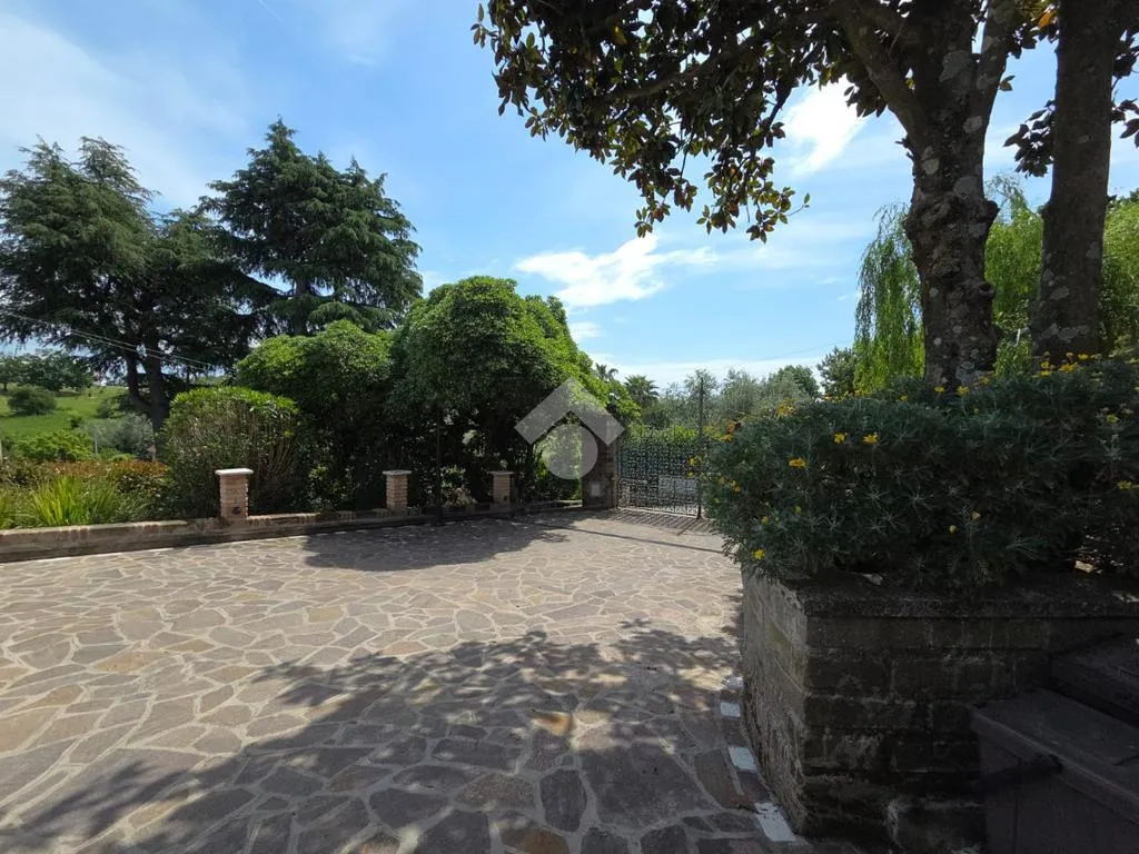Jardin - Villa with Panoramic Balcony in Velletri