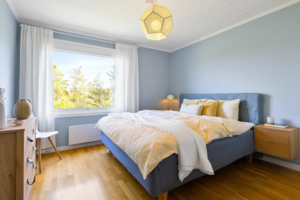 Bedrooms - Spacious Terraced House with Terrace in Quiet Area