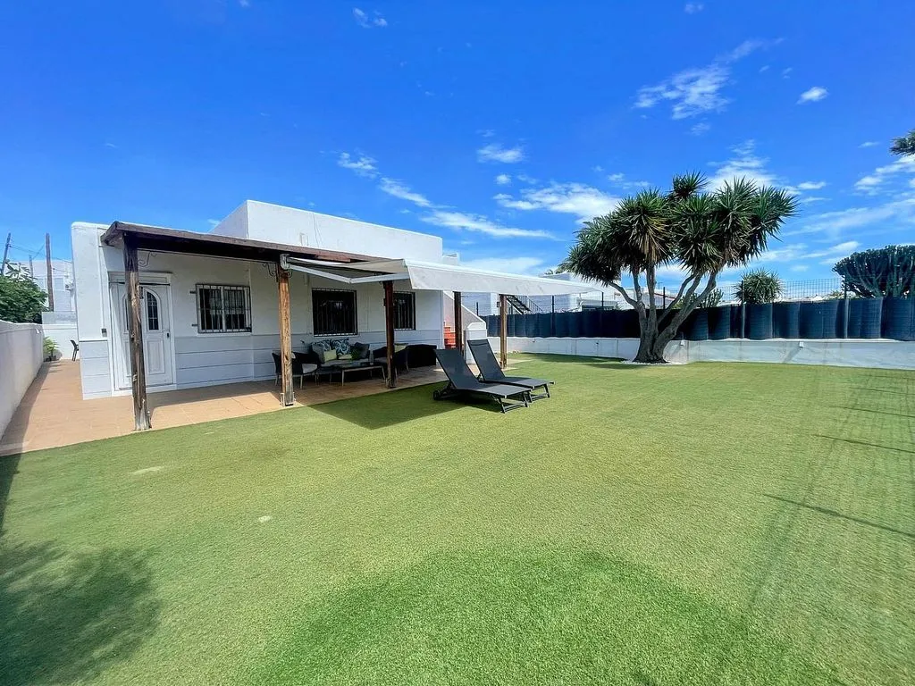 Jardin - Chalet with Terrace in El Palmeral, Mojácar