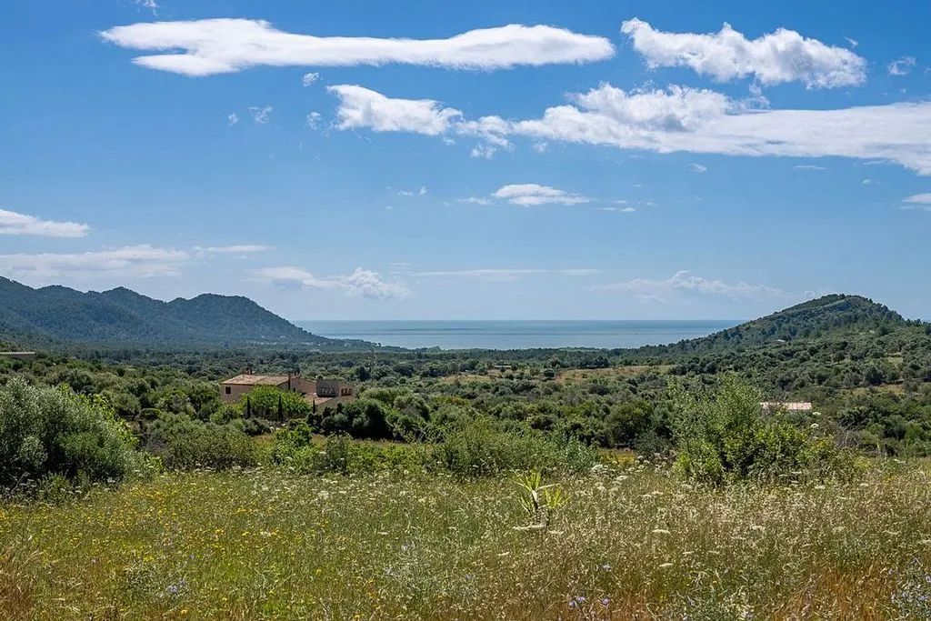 Aed - Rustic Finca with Sea View near Son Servera