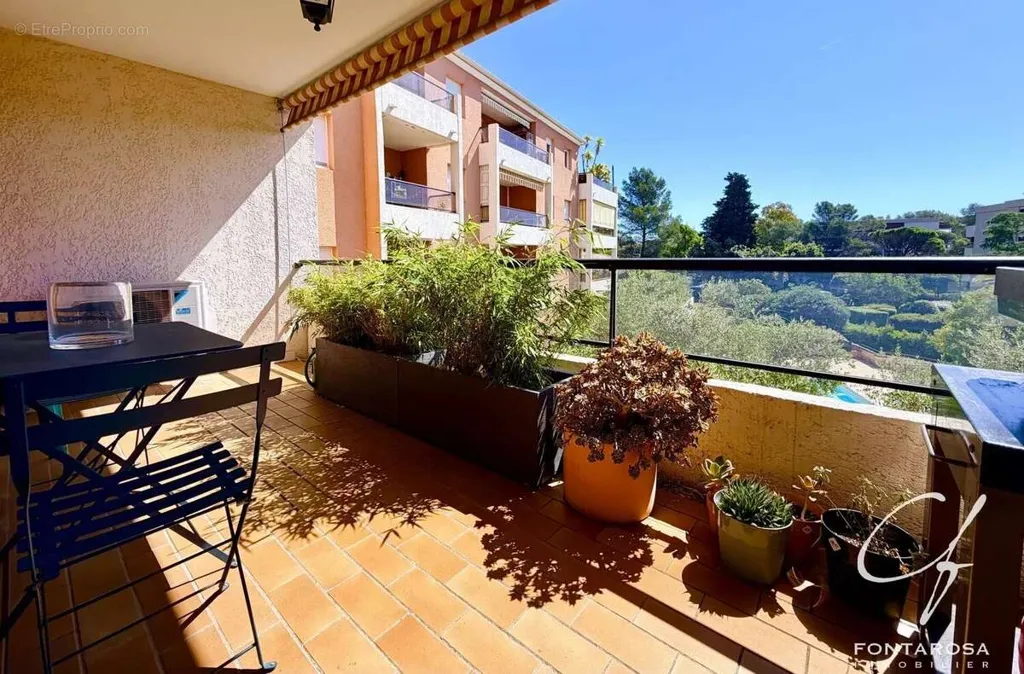 Balcon - Appartement 3 Pièces avec Piscine à Saint-Raphaël