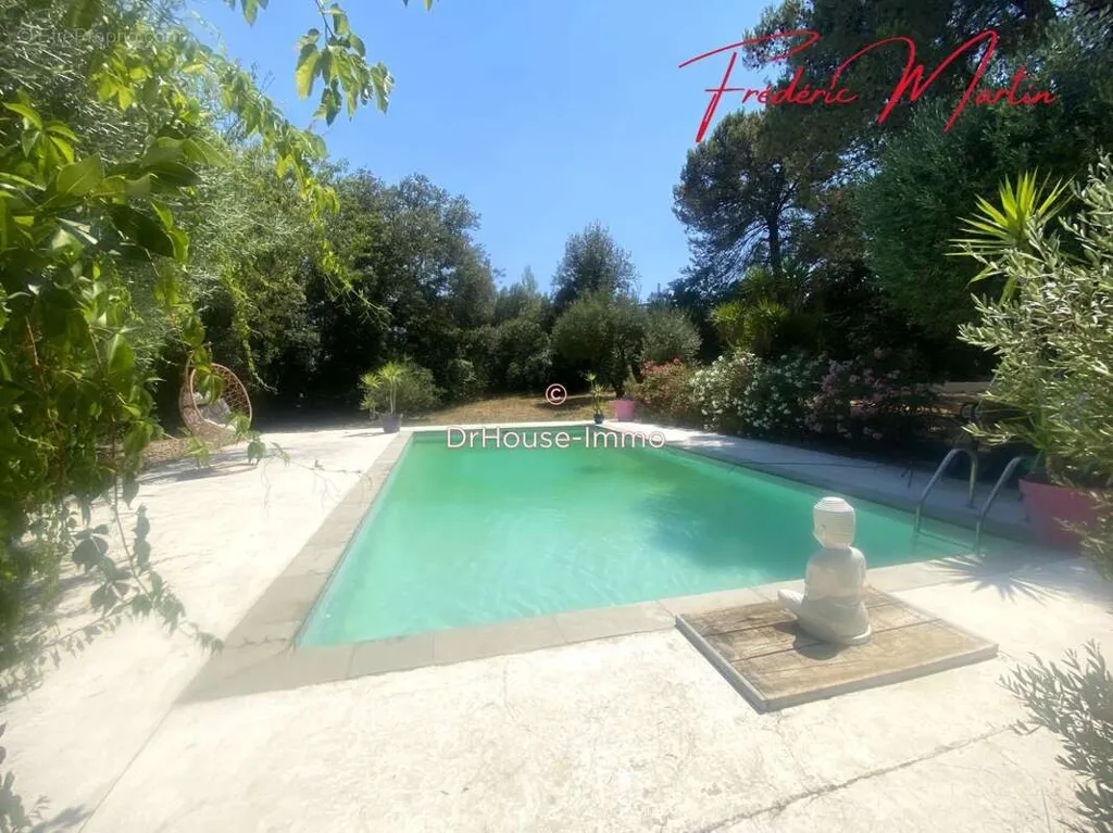Piscina - Provençal Bastide with Pool in Alès