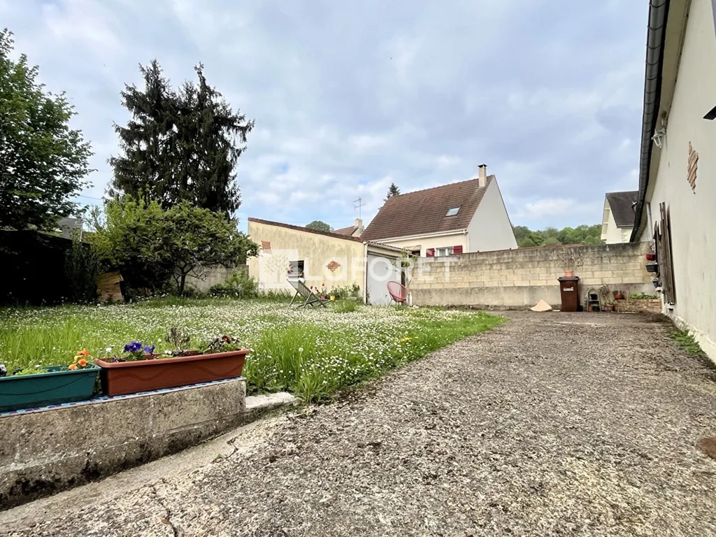 Jardin - Maison avec Garage et Jardin Clos près de Bury