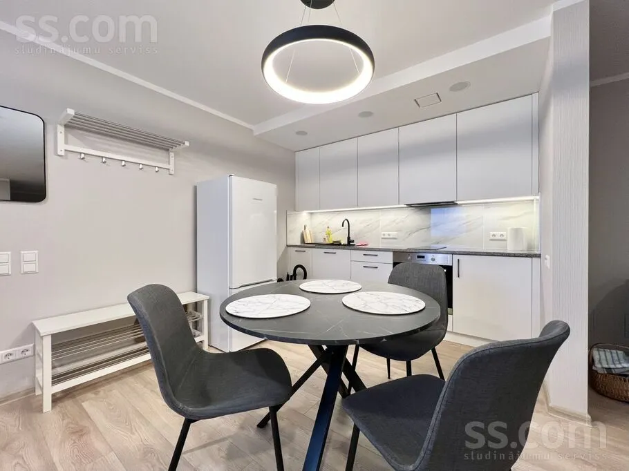 Söögituba - Studio Apartment with Parking in Riga Centre
