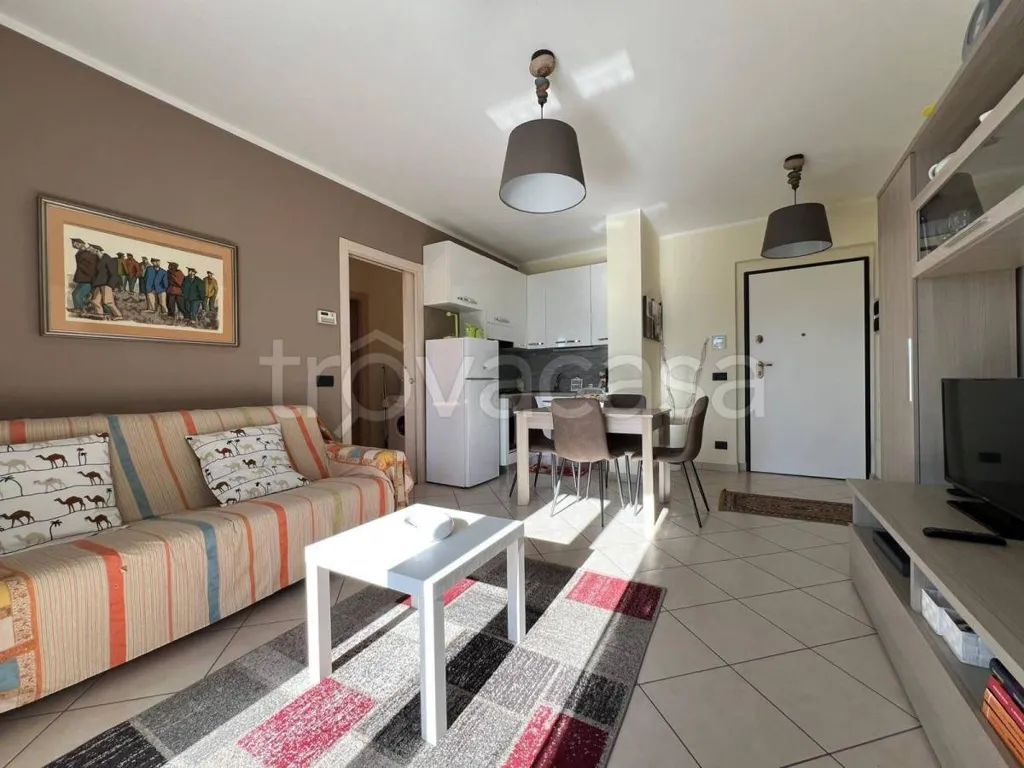 Elutuba - Modern Apartment with Balcony in Cervo