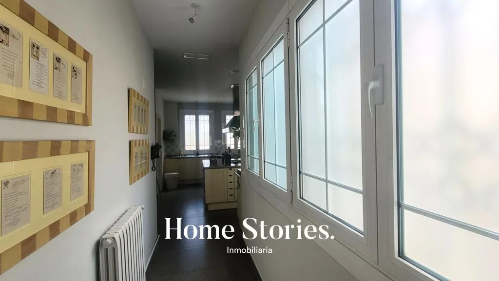 Esik - Furnished Flat with Balcony in Valencia
