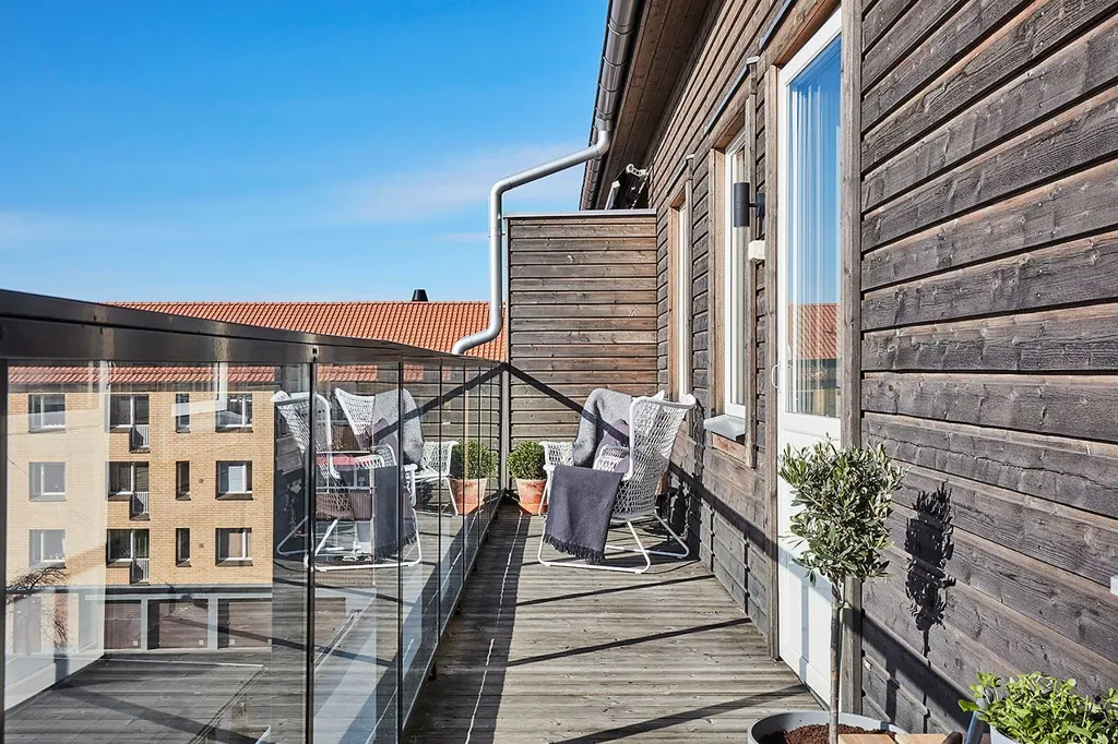 Balcone - Apartment with Vättern View on Östra Storgatan