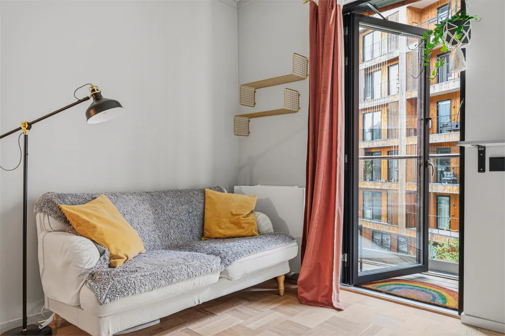 Living Room - Modern Flat with Balcony in Rosendal