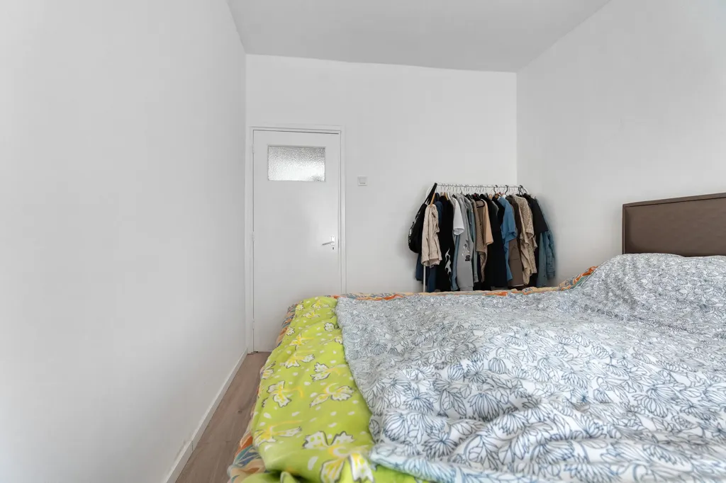 Chambres - Four-Bedroom Apartment with Balconies in Rotterdam