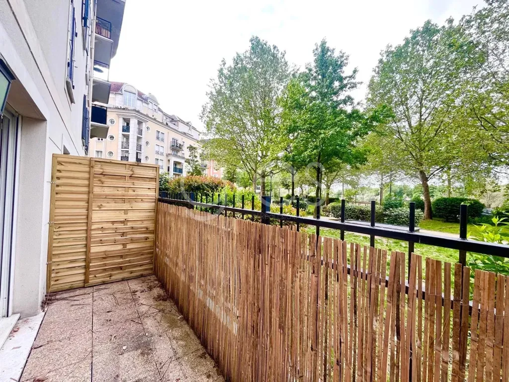 Rõdu - Duplex with Terrace in Alfortville