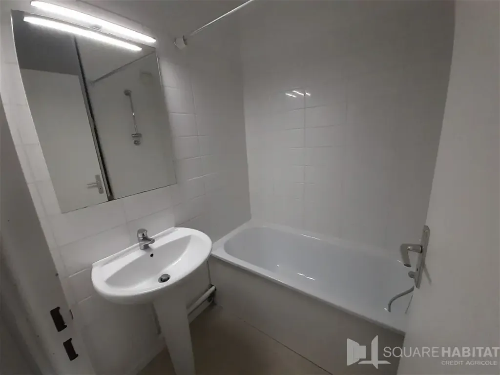 Salles de bain - Studio avec Balcon près du CHU à Clermont-Ferrand