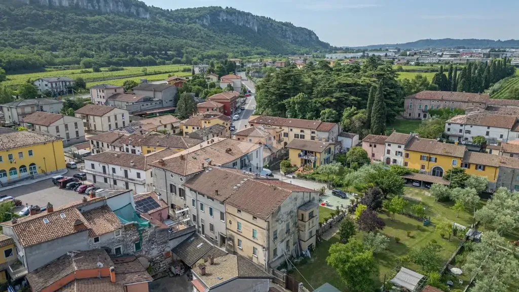 Vista aerea - 4-Bedroom Apartment with Terrace in Dolcè
