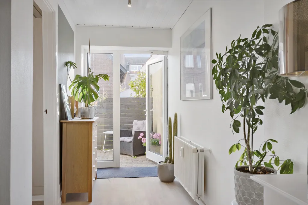 Esik - Cozy 2-Bed Flat with Terrace in Kolding