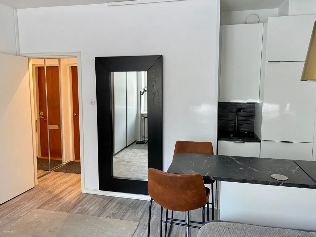 Cuisine - Bright Studio Flat with Balcony in Munkkiniemi