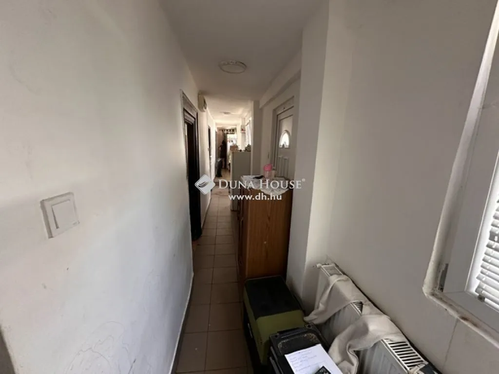 Esik - Fully Renovated Brick House in Csákvár