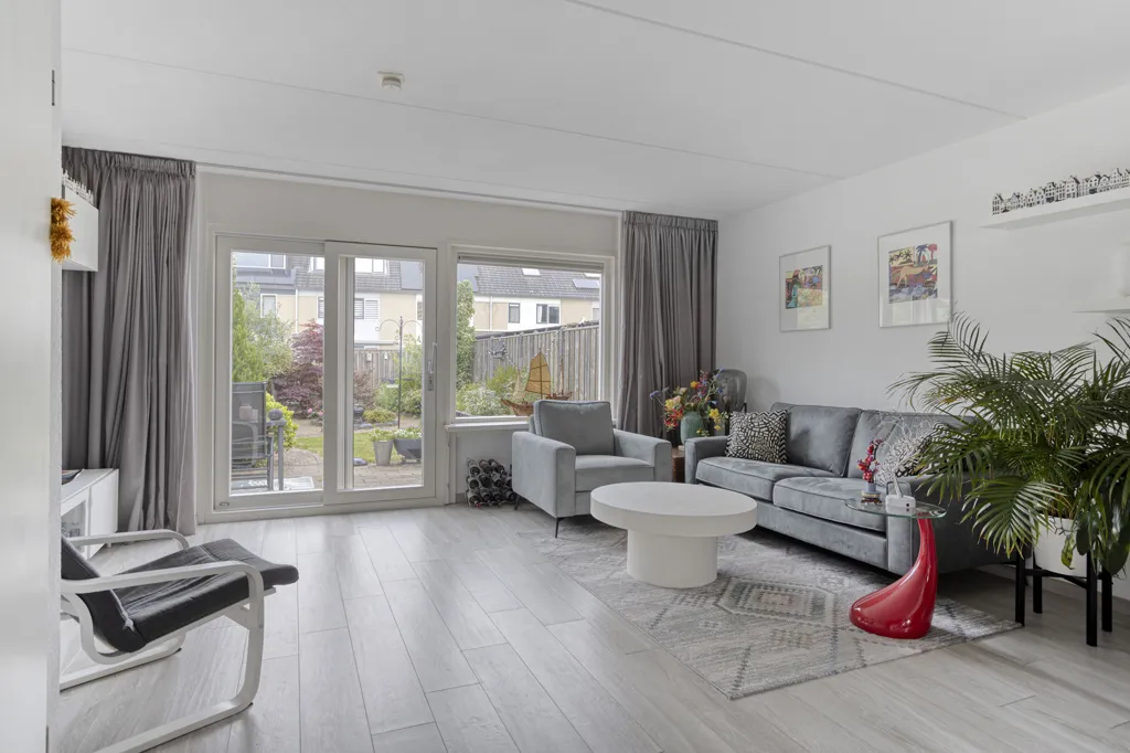 Séjour - Estate House with Deep Garden in Almere