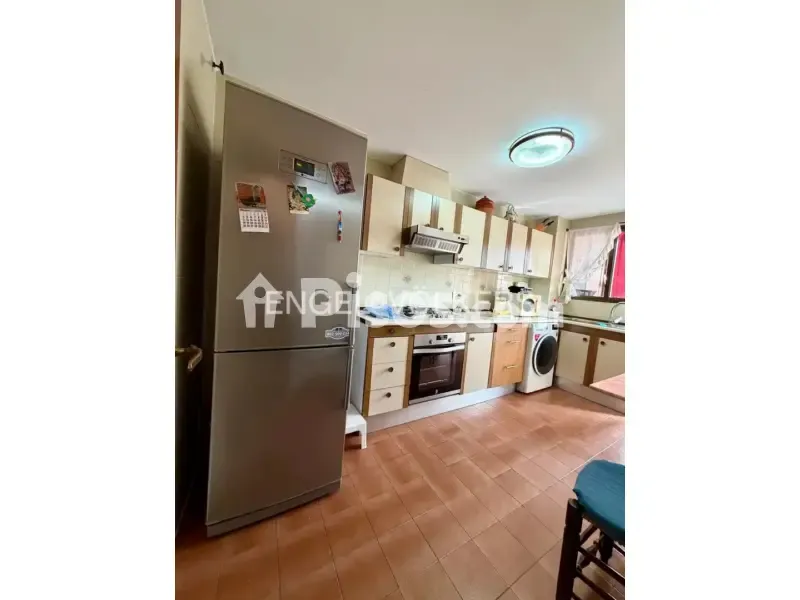 Kitchen - Apartment with Stadium Views in Mestalla, Valencia