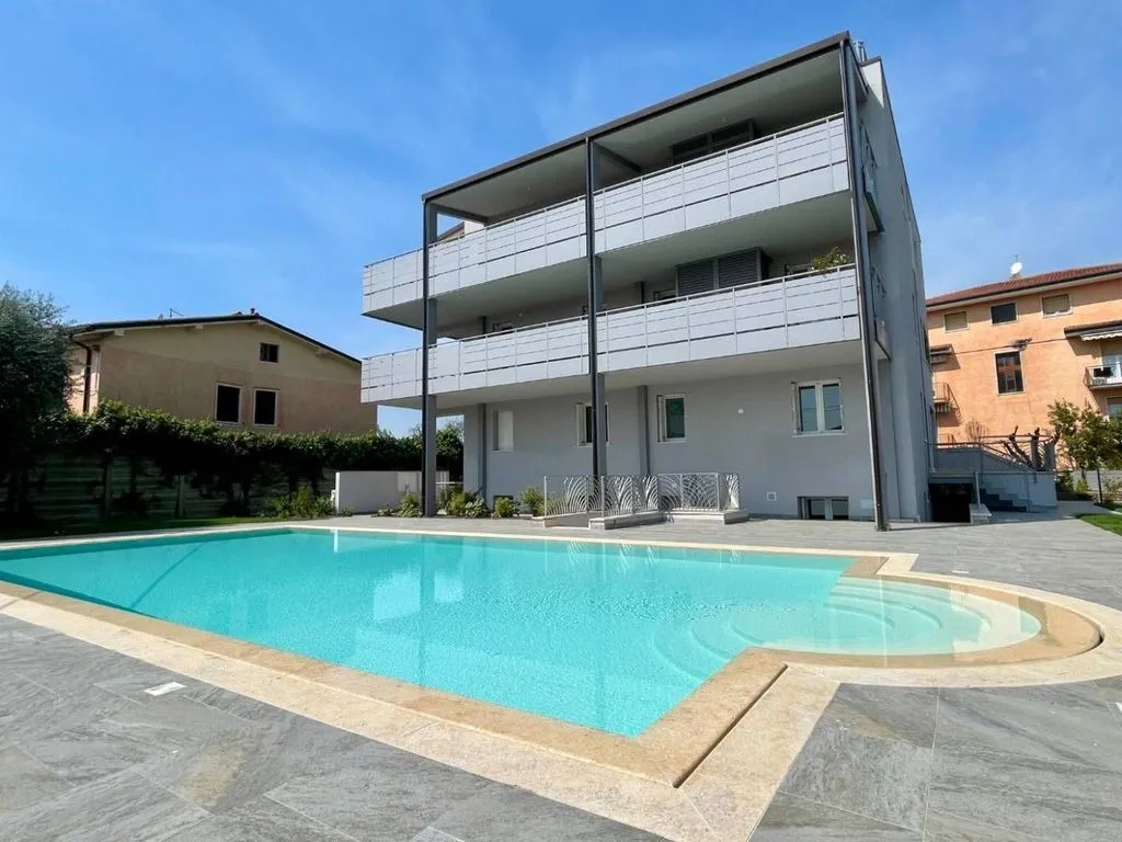 Piscine - Luxury Flat with Pool in Bardolino