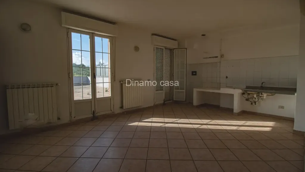 Cuisine - Apartment with Industrial Warehouse in Carmignano