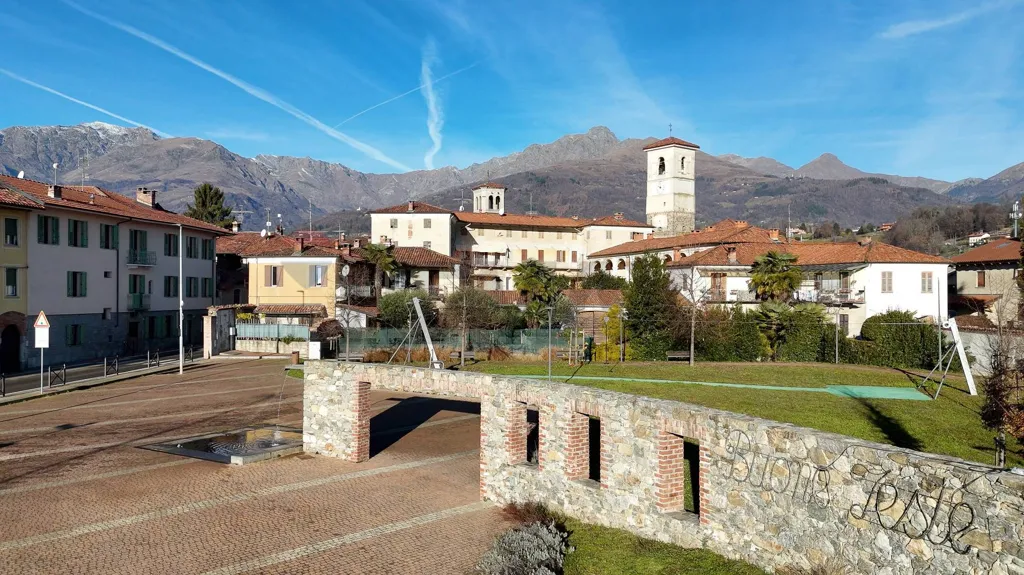 Triplex Villa with Garden in Occhieppo Superiore