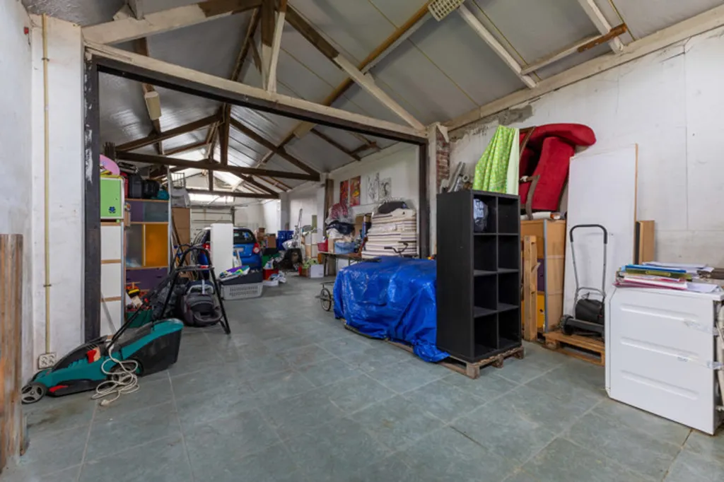 Garage - House with Large Loft in Well-located Area