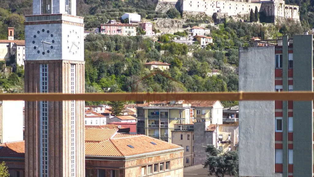 Balcon - Penthouse with Panoramic View in Massa Centre