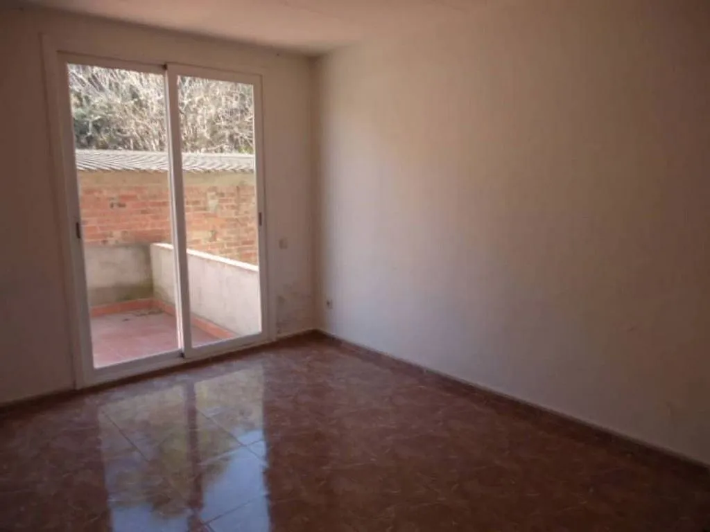 Pièces - Ground Floor Flat with Private Patio in Zona Entrada