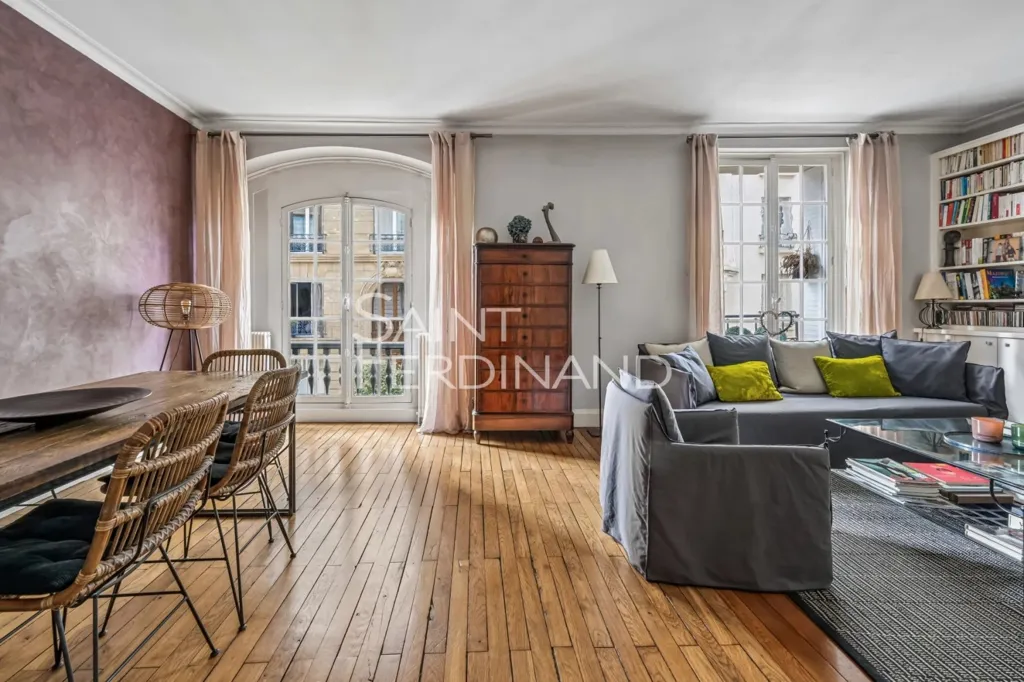 Séjour - Appartement Familial avec Parquet à Neuilly-sur-Seine