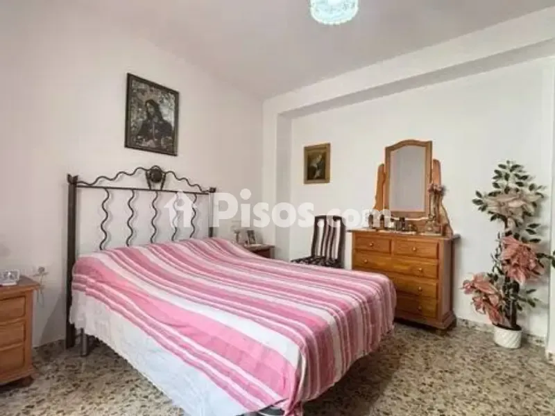 Chambres - Semi-detached House with Terrace in Loja