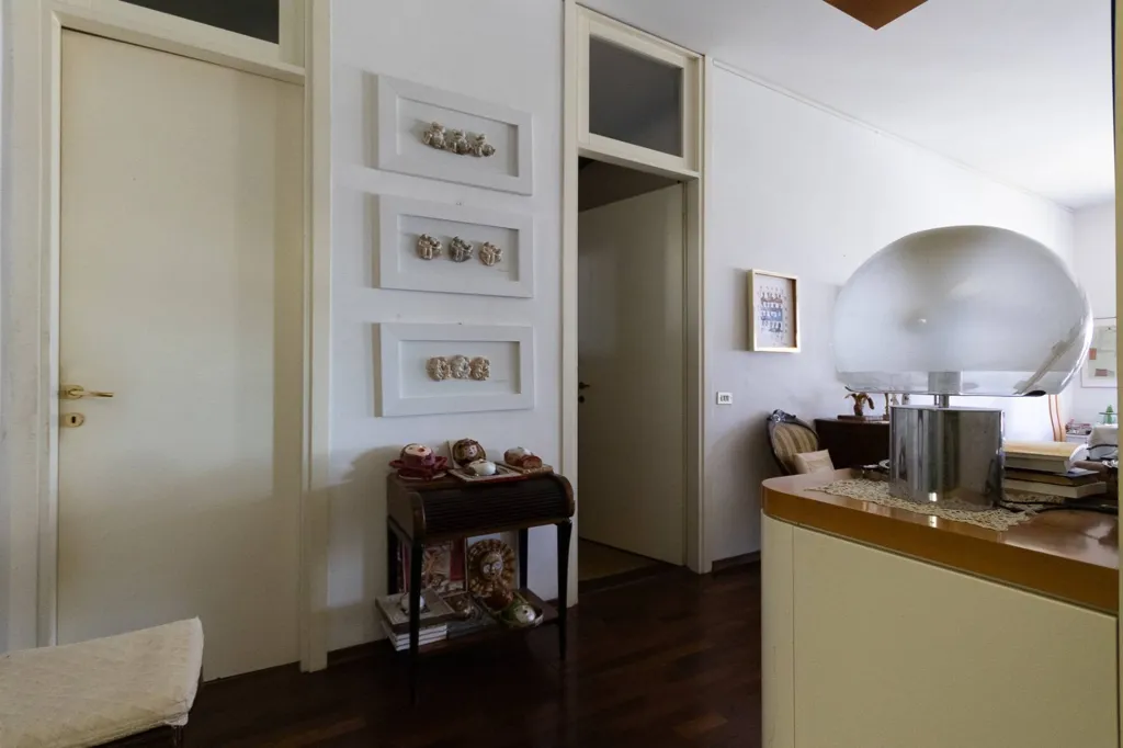 Ingresso - 4-Room Apartment with Lake View in Como