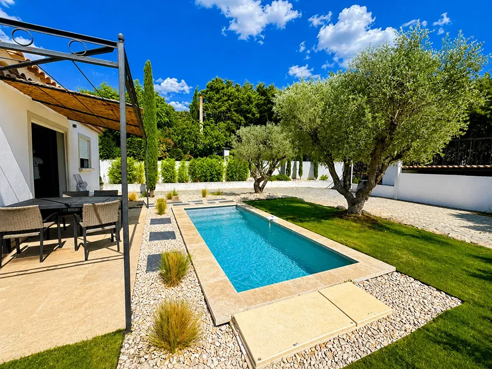 Bassein - Villa with Pool near Aix-en-Provence
