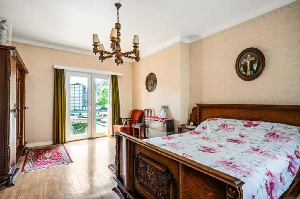 Chambres - Maison avec Terrasse et Garage à Ekeren, Anvers