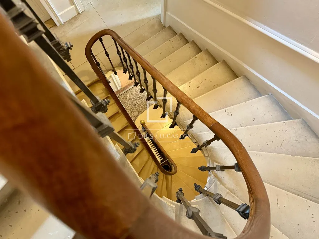 Pièces - Villa de Luxe avec Piscine à Montpellier