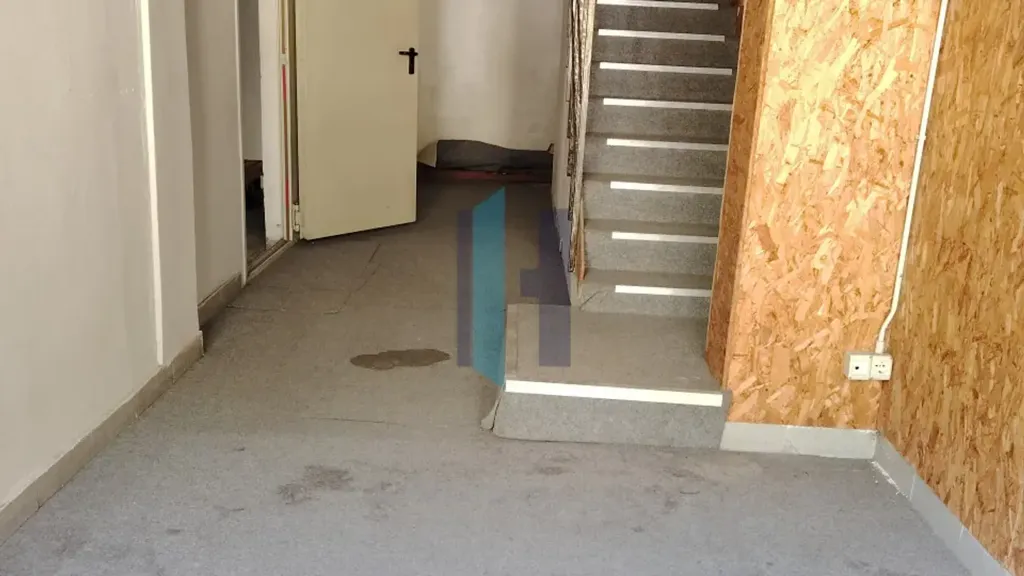 Garage - Rustico con doppia esposizione a Travagliato