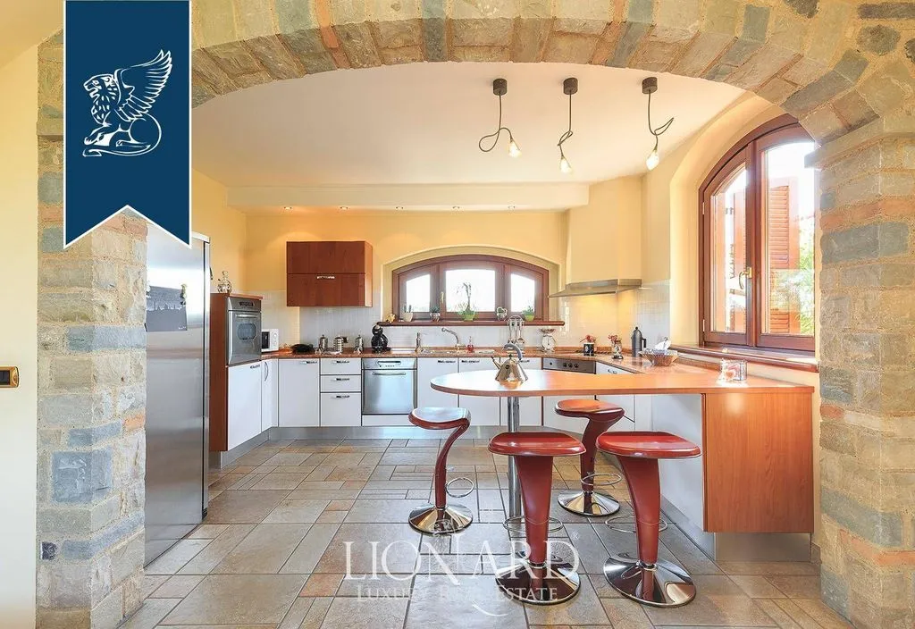 Köök - Luxury Villa with Garden in Spirano