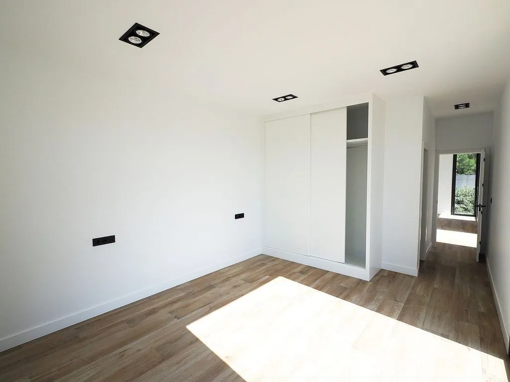 Toad - New Chalet with Pool in Bollullos de la Mitación