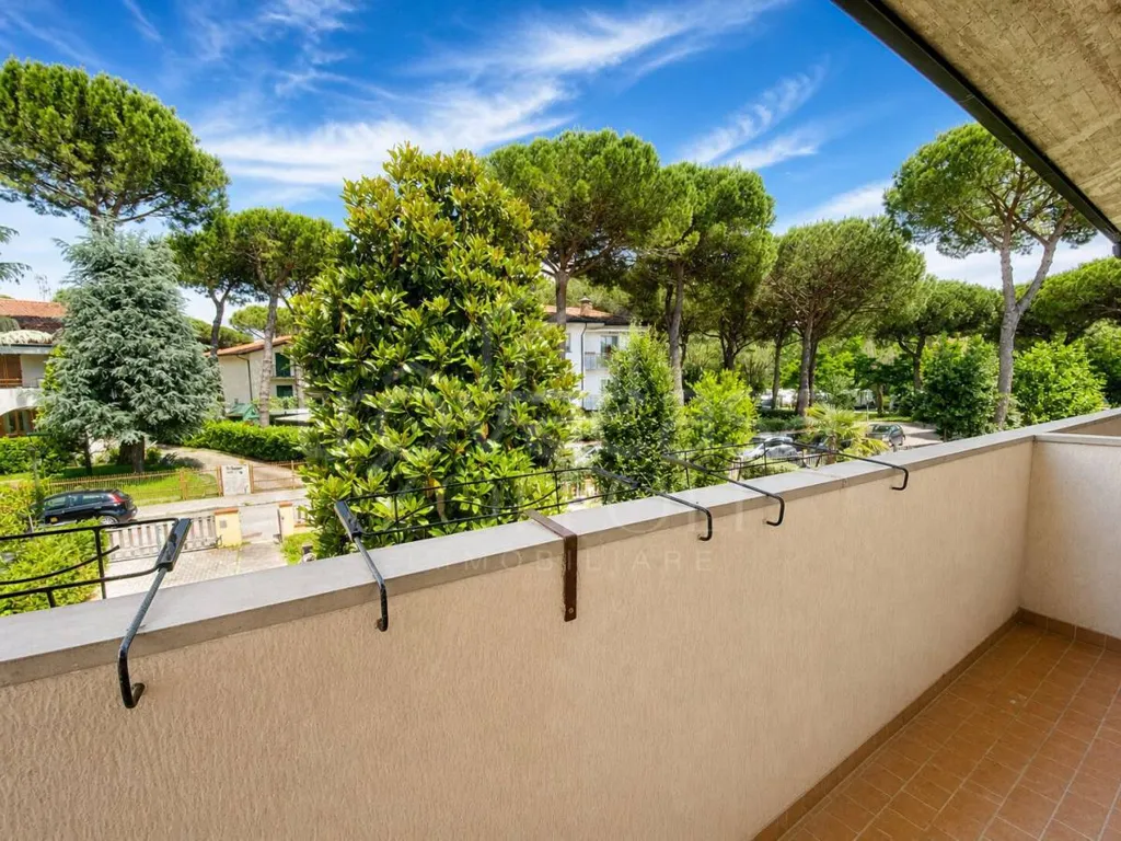 Rõdu - Bifamiliar Villa with Garden in Cervia