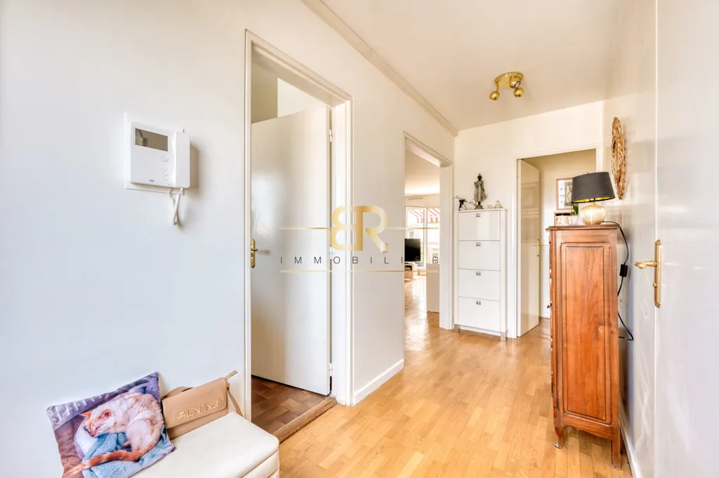 Entrée - Appartement Traversant avec Terrasse à Gentilly
