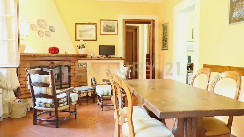 Salle à manger - Villa with Garden and Terrace in Pescaglia