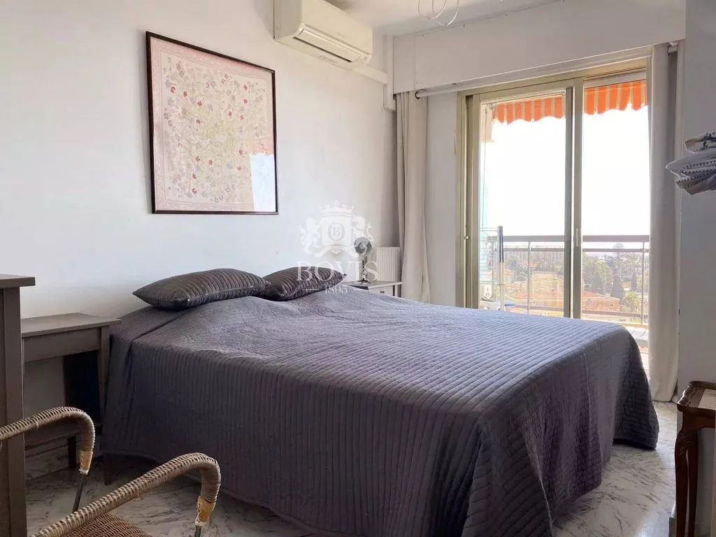 Chambres - Appartement Luxe avec Terrasse à Beaulieu-sur-Mer
