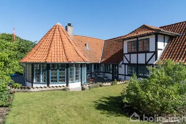 Välivaade - Charming Villa with Original Features in Odense