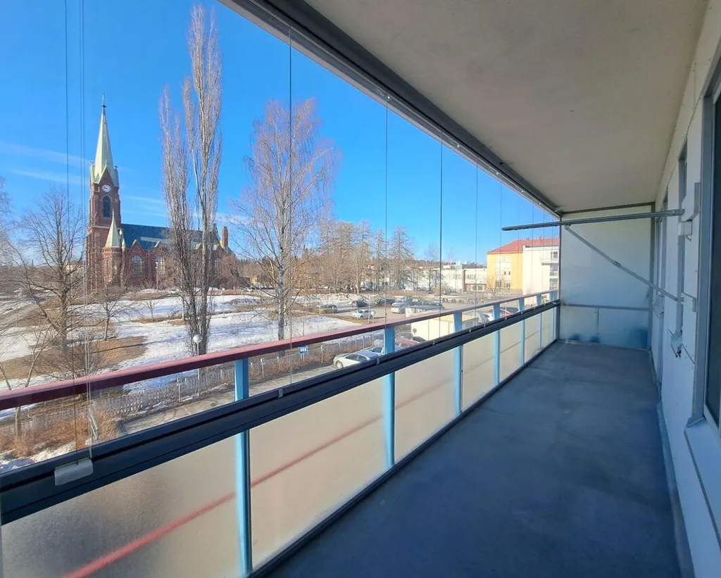 Rõdu - Bright Apartment with Balcony in Mikkeli Centre