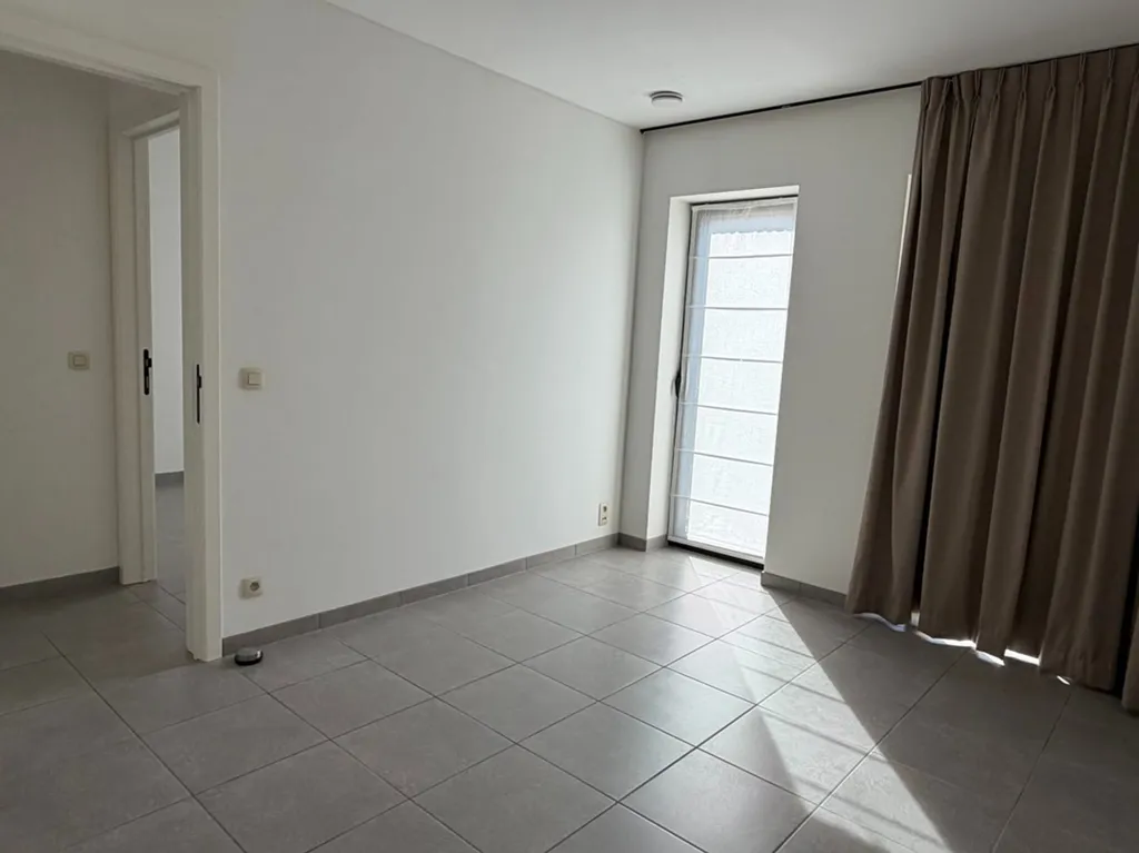 Toad - Modern Ground Floor Apartment with Terrace in Schilde