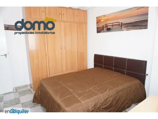 Schlafzimmer - Furnished Flat with Balcony in Granada