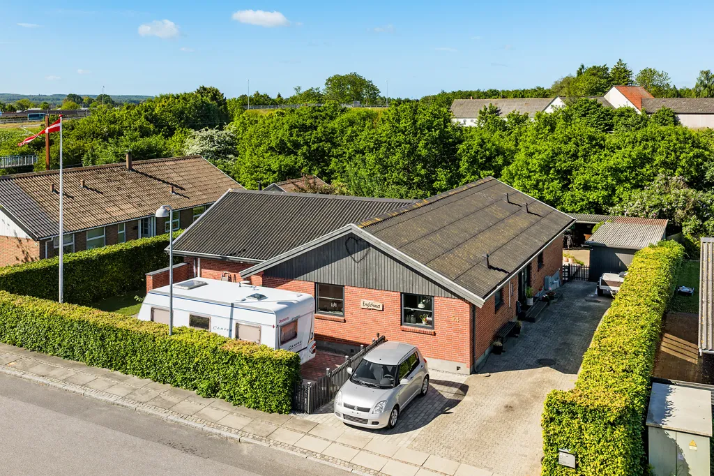 Vista aerea - Villa with Terraces in Haslev