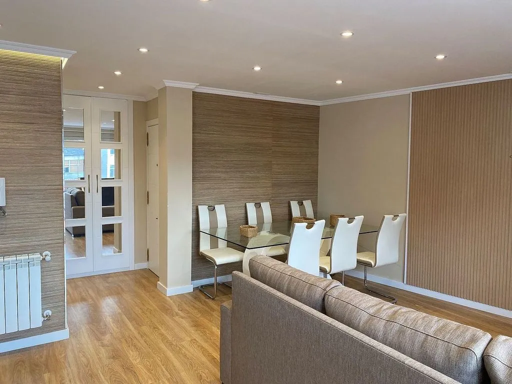 Séjour - 3-Bed Apartment with Garage in San Roque