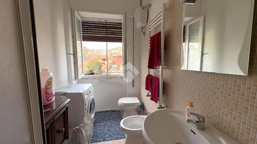 Salles de bain - Trilocale with Balcony in Montecompatri