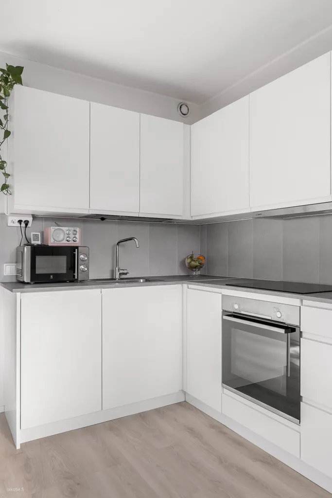 Köök - Renovated Flat with Balcony in Turku